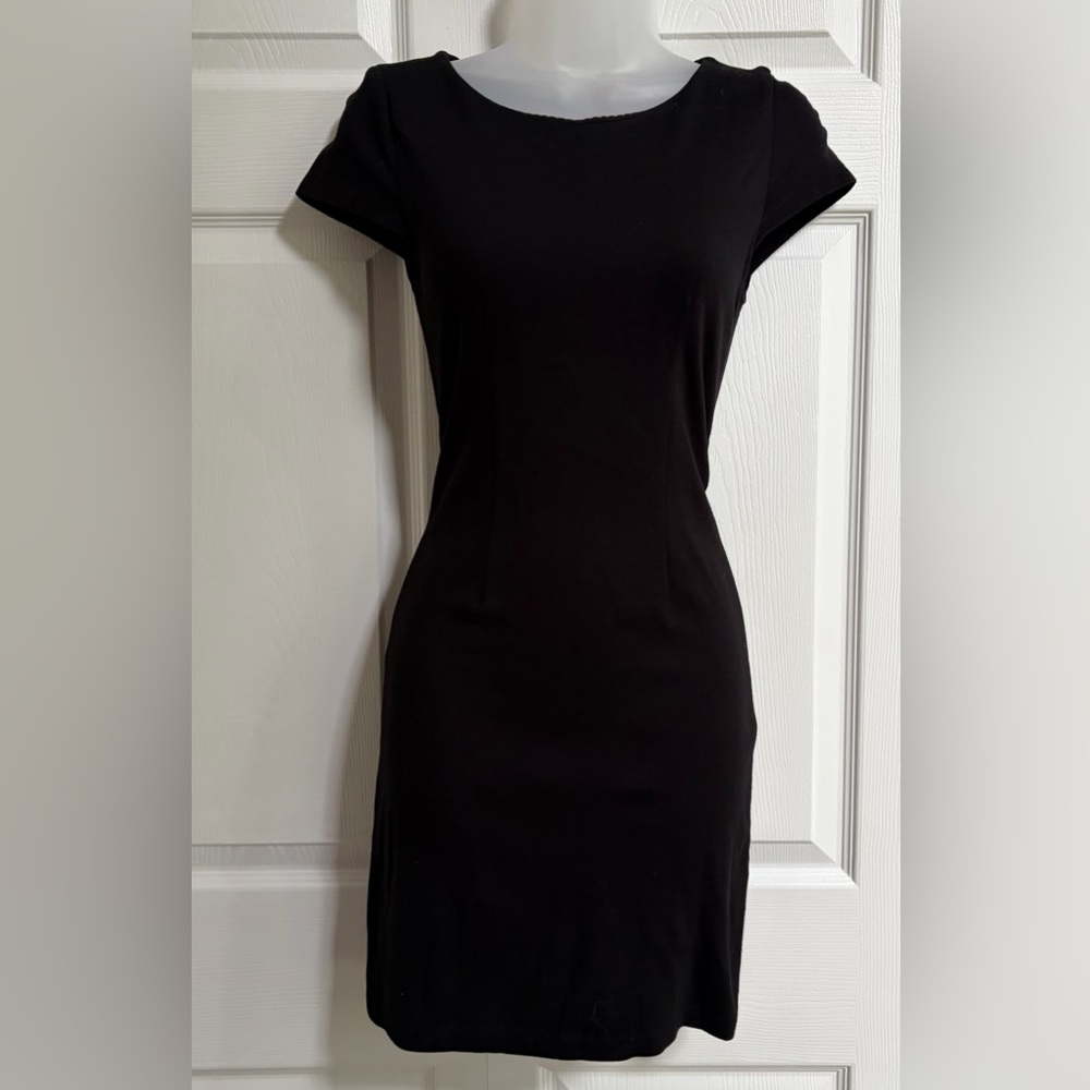 Alice + Olivia Towork Dress Black Short Sleeve size Small